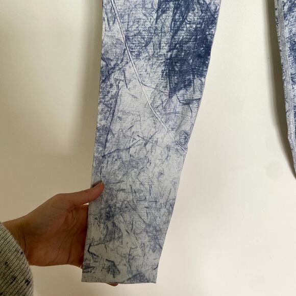 Lululemon Ebb To Train Tight Luna Wash Leggings Size 4 - Picture 6 of 7